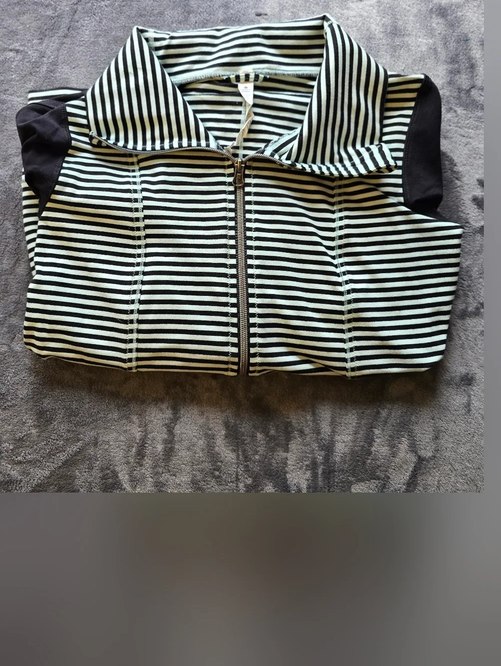 Lululemon Daily Yoga Jacket Size 8